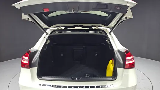 Mercedes-Benz GLA-Class X156 GLA220 2017 16