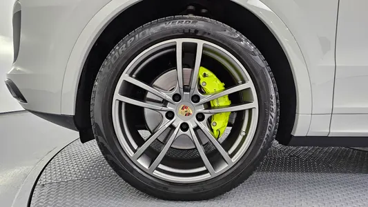 Porsche (PO536) 3.0 E- 2023 5