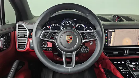 Porsche (PO536) 3.0 E- 2023 14