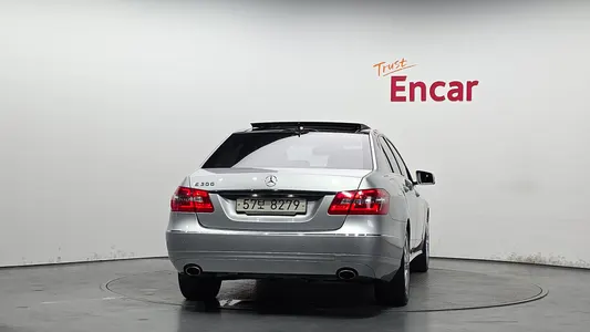 Mercedes-Benz E-Class W212 E300 2013 4