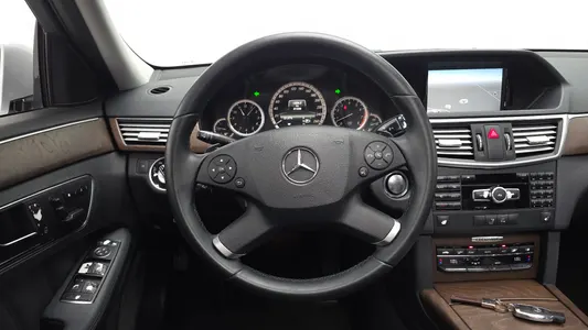 Mercedes-Benz E-Class W212 E300 2013 13