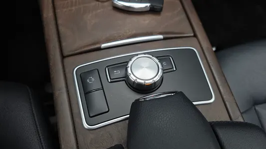 Mercedes-Benz E-Class W212 E300 2013 30