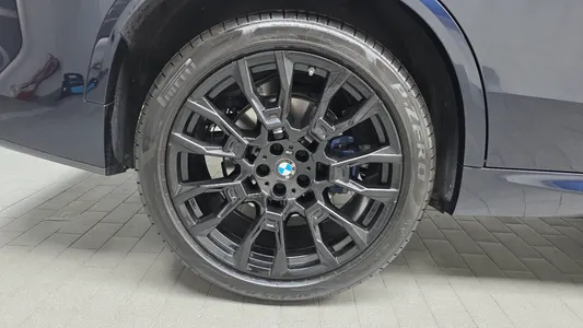 BMW X5 (G05) xDrive 40i M 2025 5