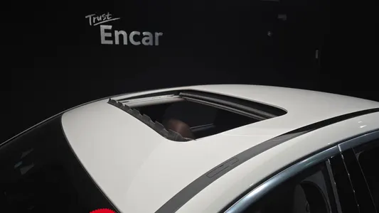 Mercedes-Benz E-Class W213 E300 AMG Line 2017 19