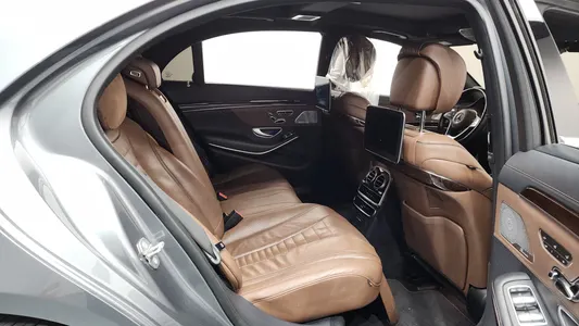 Mercedes-Benz S-Class W222 S560eL 2020 19