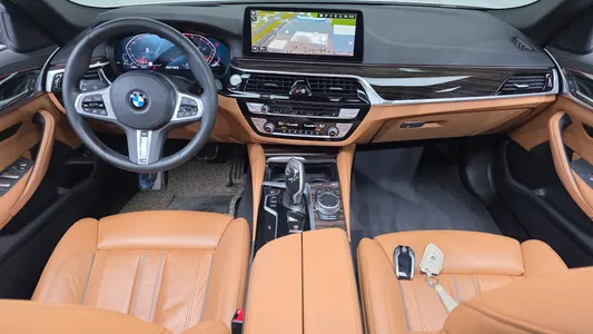 BMW 5 Series (G30) 520i M 2022 7