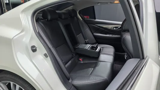 Infiniti Q50 3.0 2020 11