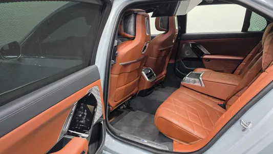 BMW i7 (G70) xDrive 60 M 2023 12