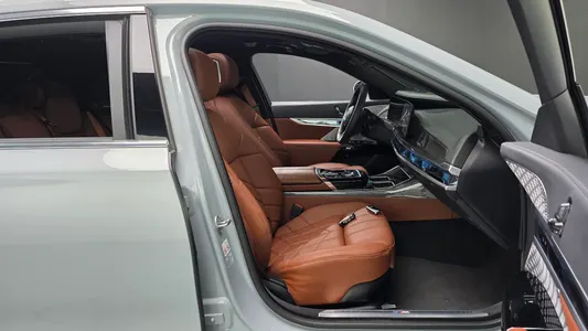 BMW i7 (G70) xDrive 60 M 2023 26