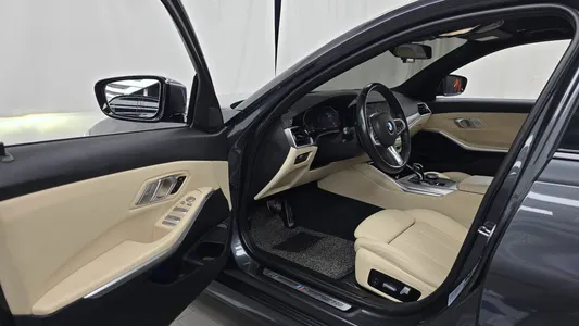 BMW 3 Series (G20) 320i M 2022 10