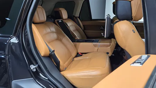 Land Rover 4 4.4 SDV8 AB 2018 11
