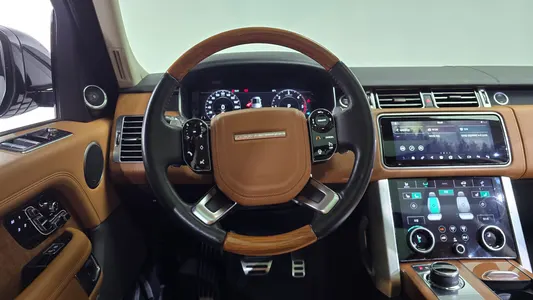 Land Rover 4 4.4 SDV8 AB 2018 14
