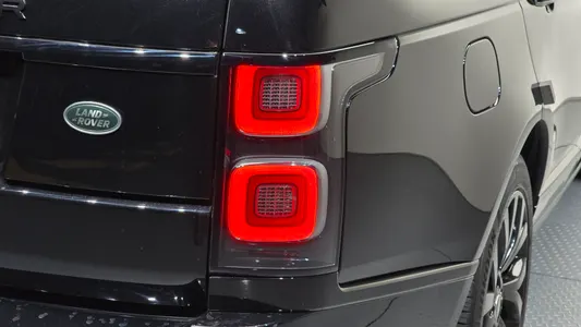 Land Rover 4 4.4 SDV8 AB 2018 23