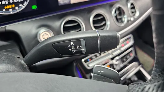 Mercedes-Benz E-Class W213 E300 2017 9