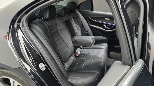 Mercedes-Benz E-Class W213 E300 2017 11
