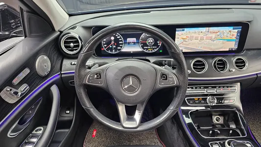 Mercedes-Benz E-Class W213 E300 2017 13