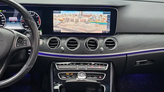 Mercedes-Benz E-Class W213 E300 2017 14