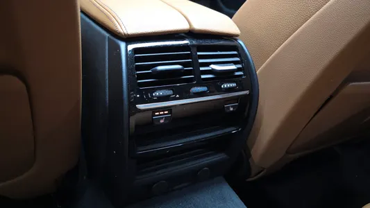 BMW 5 Series (G30) 520i 2019 19