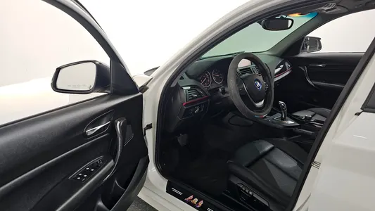 BMW 1 Series (F20) 118d 5 2015 10