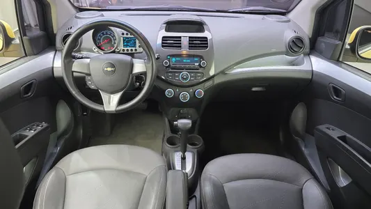 Chevrolet Spark LT 2013 7