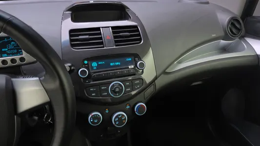 Chevrolet Spark LT 2013 14