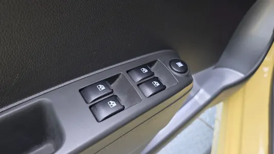Chevrolet Spark LT 2013 18