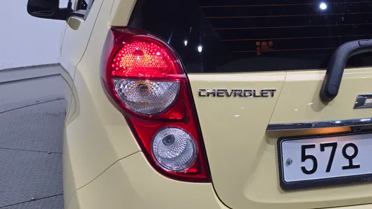 Chevrolet Spark LT 2013 23