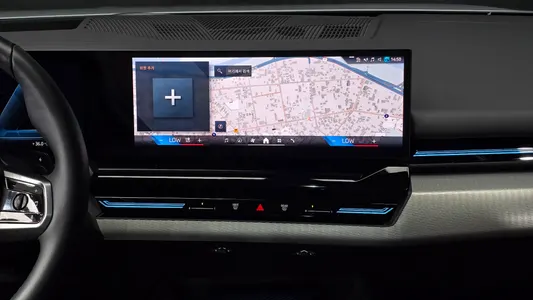 BMW 5 Series (G60) 520i M 2024 18