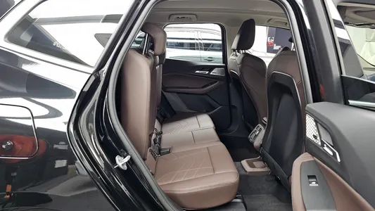 BMW 2 Series Tourer (U06) 218d 2025 12