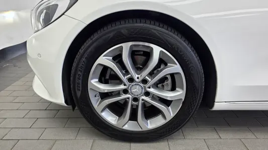 Mercedes-Benz C-Class W205 C220 d 2015 5