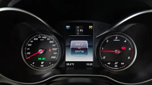 Mercedes-Benz C-Class W205 C220 d 2015 8