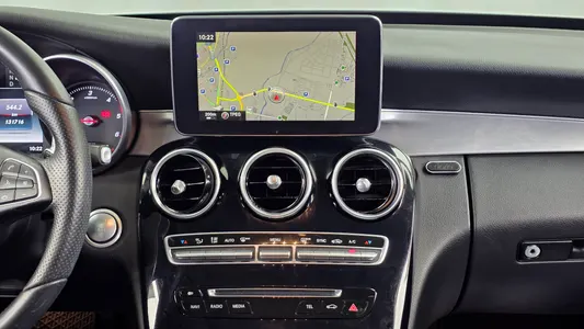 Mercedes-Benz C-Class W205 C220 d 2015 14