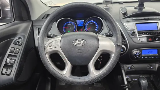 Hyundai ix 2WD LX20 2009 13