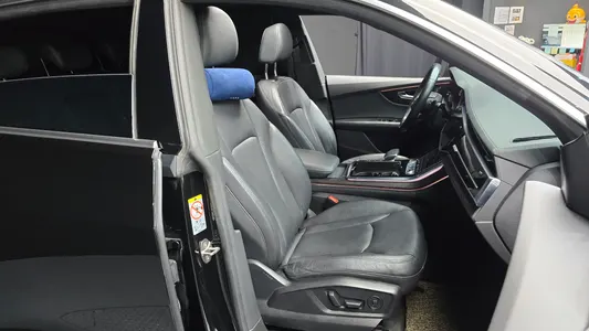 Audi Q8 (4M) 45 TDI 2021 12