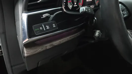 Audi Q8 (4M) 45 TDI 2021 14