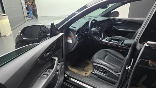 Audi Q8 (4M) 45 TDI 2021 10