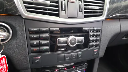Mercedes-Benz E-Class W212 E220 CDI 2012 19