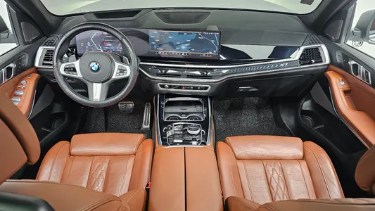 BMW X7 (G07) xDrive 40i M 6 2023 7