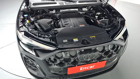 Audi Q5 (80A) 40 TFSI S Line 2025 5