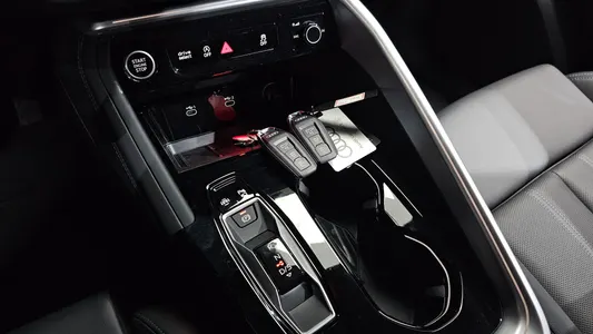 Audi Q5 (80A) 40 TFSI S Line 2025 8