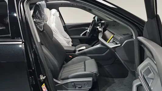 Audi Q5 (80A) 40 TFSI S Line 2025 10