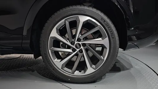 Audi Q5 (80A) 40 TFSI S Line 2025 21