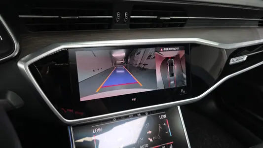 Audi A7 (4K) 45 TDI 2022 15