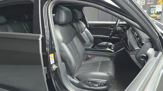 Audi A8 (D5) 50 TDI LWB 2021 11