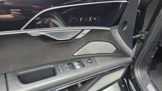 Audi A8 (D5) 50 TDI LWB 2021 13