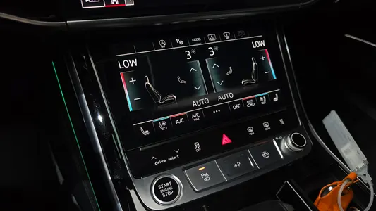 Audi A8 (D5) 50 TDI LWB 2021 20