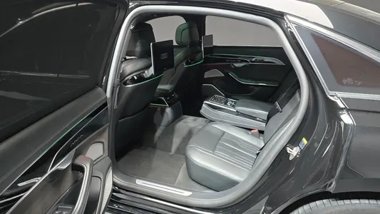 Audi A8 (D5) 50 TDI LWB 2021 26