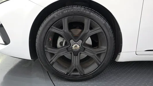 Kia K7 2019 5