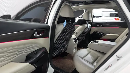 Kia K7 2019 15