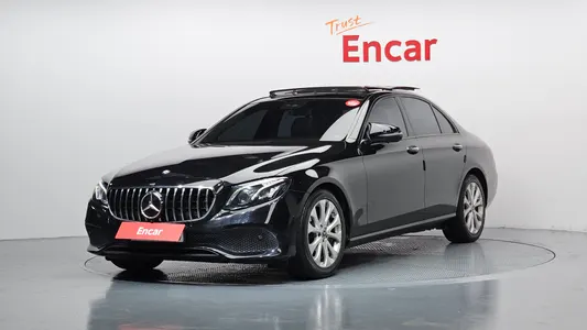 Mercedes-Benz E-Class W213 E300 2017